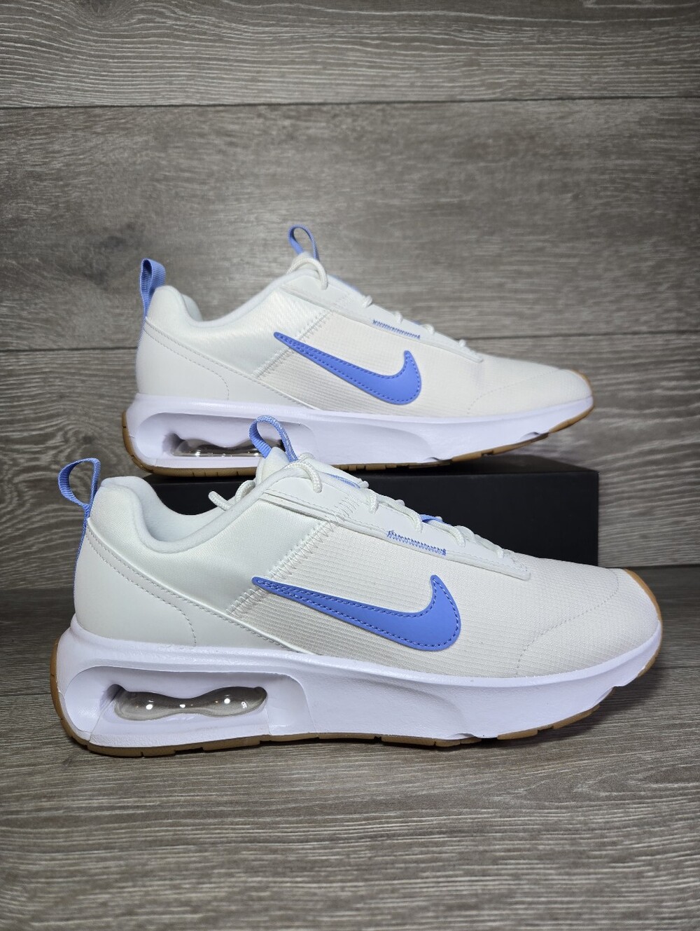 Nike Air Max INTRLK Lite Summit White/Royal Shoes Womens Size 9.5 DX3705-104 New - Picture 2 of 8